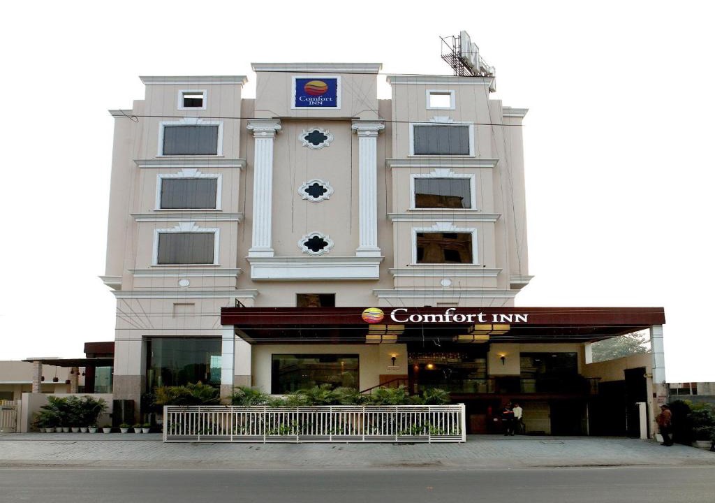 Jalandhar Hotel | Hotel M1