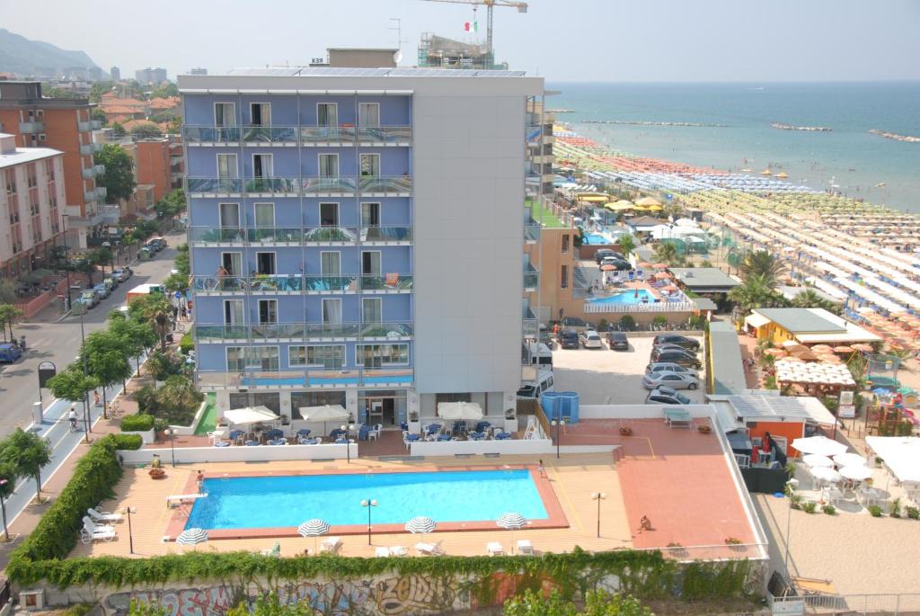 Pesaro Hotel | Hotel Majestic
