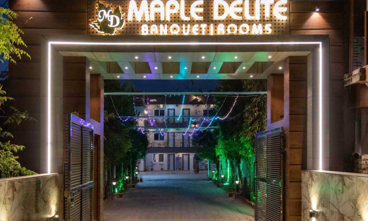 Lucknow Hotel | Hotel Maple Delite