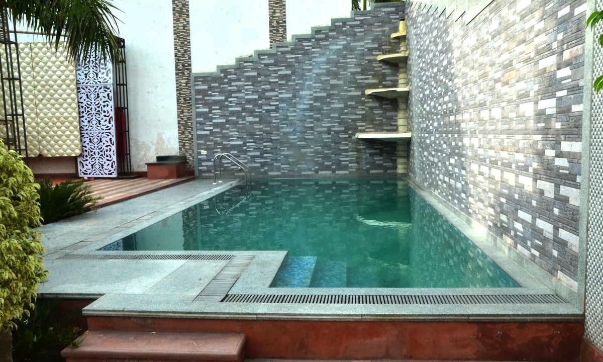 Rakabganj Hotel | Hotel Marc Royal