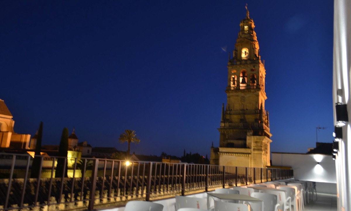 La Catedral Hotel | Hotel Marisa