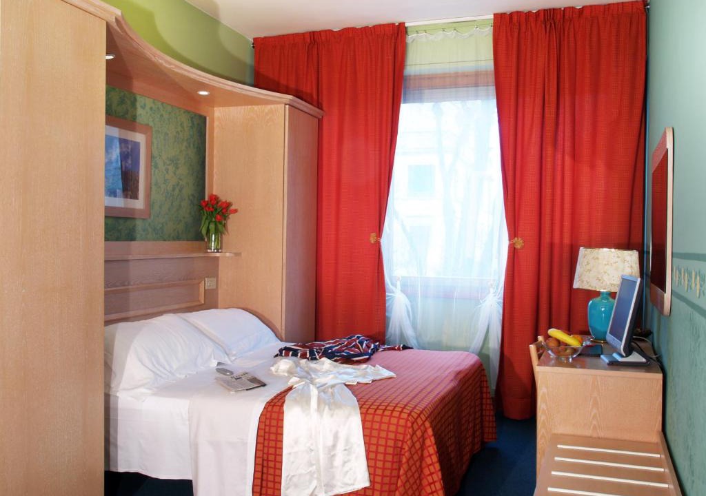Santissima Annunziata Hotel | Hotel Meridiana