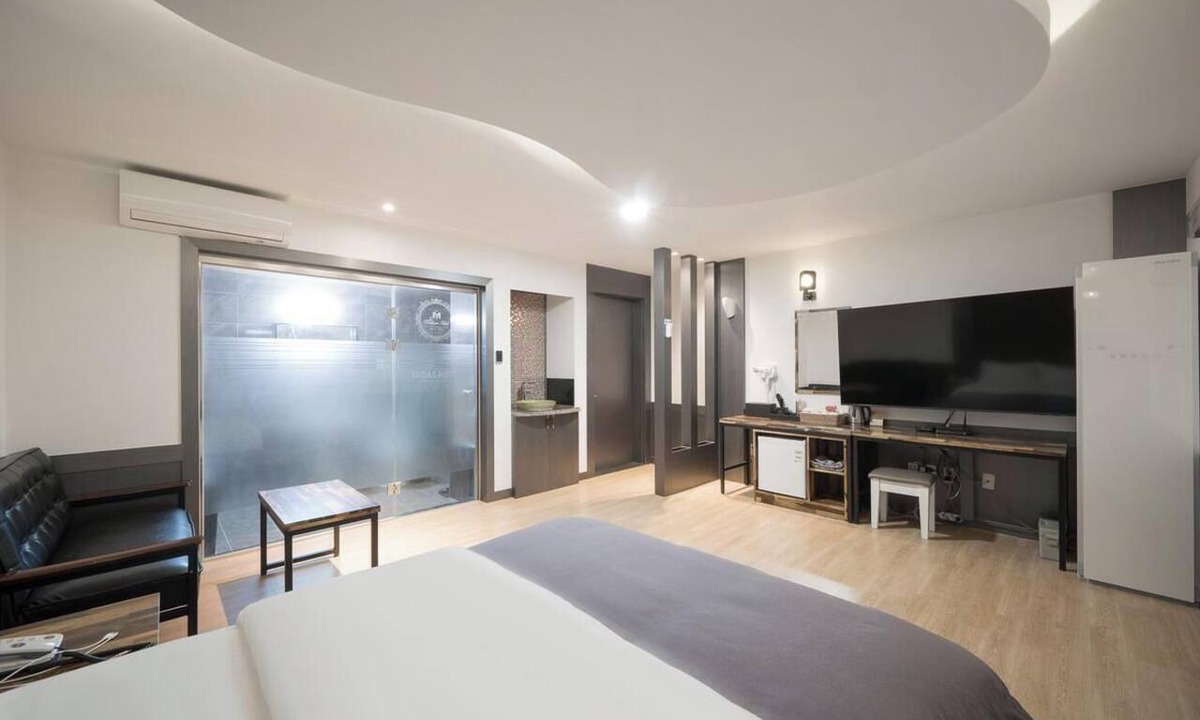 Beomeo-dong Hotel | Hotel Midas