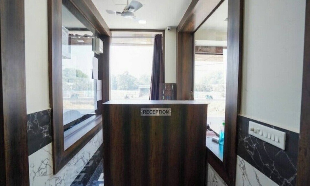 Palwal Hotel | Hotel Midtown