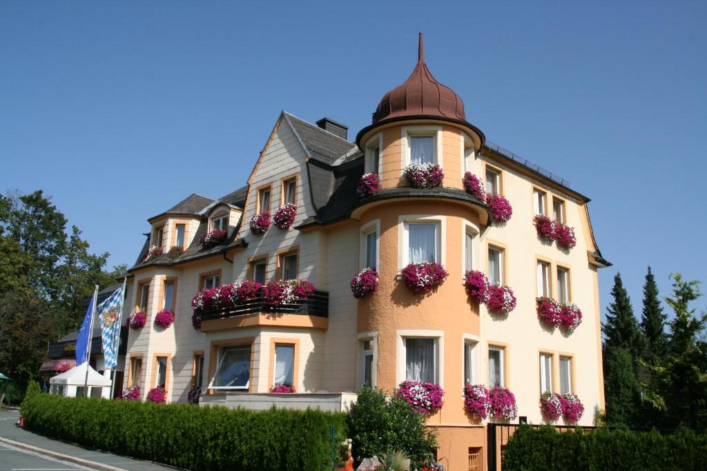 Bad Steben House | Hotel Modena