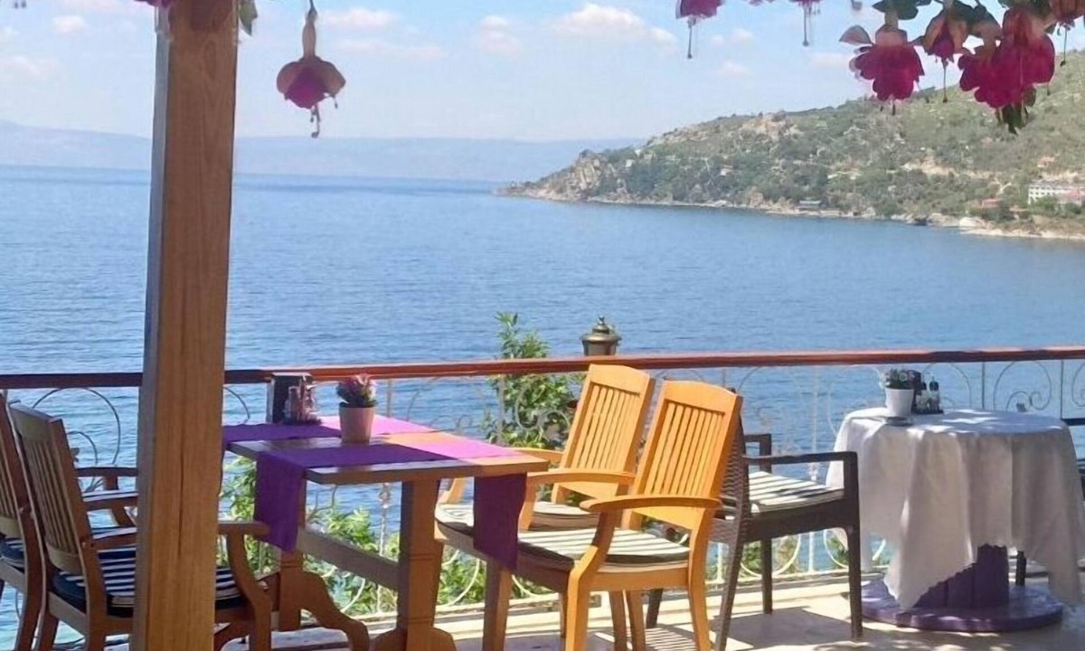 Marmara Hotel | Hotel Mola