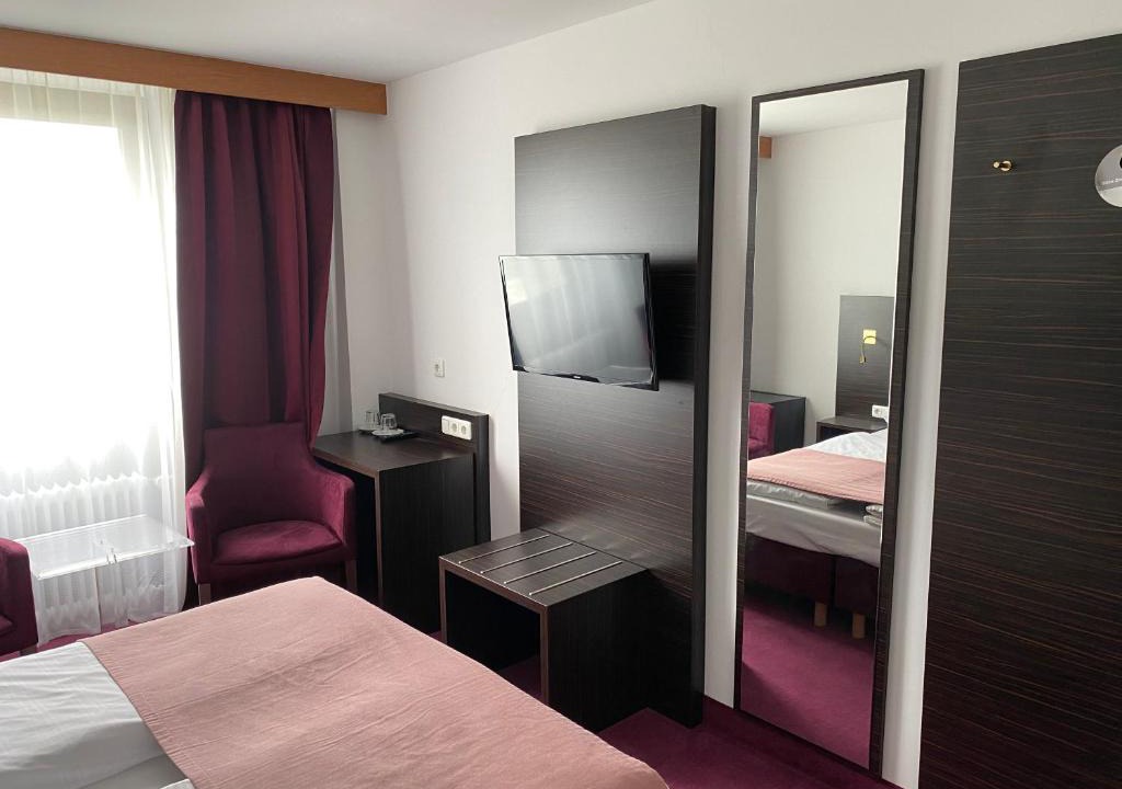 St. Benno Hotel | Hotel Montree