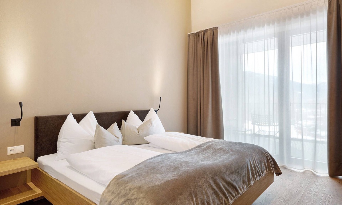 Sarentino Apartment | Hotel Murrer Double Room 306 with Mountain View, Spa and Wellness Area