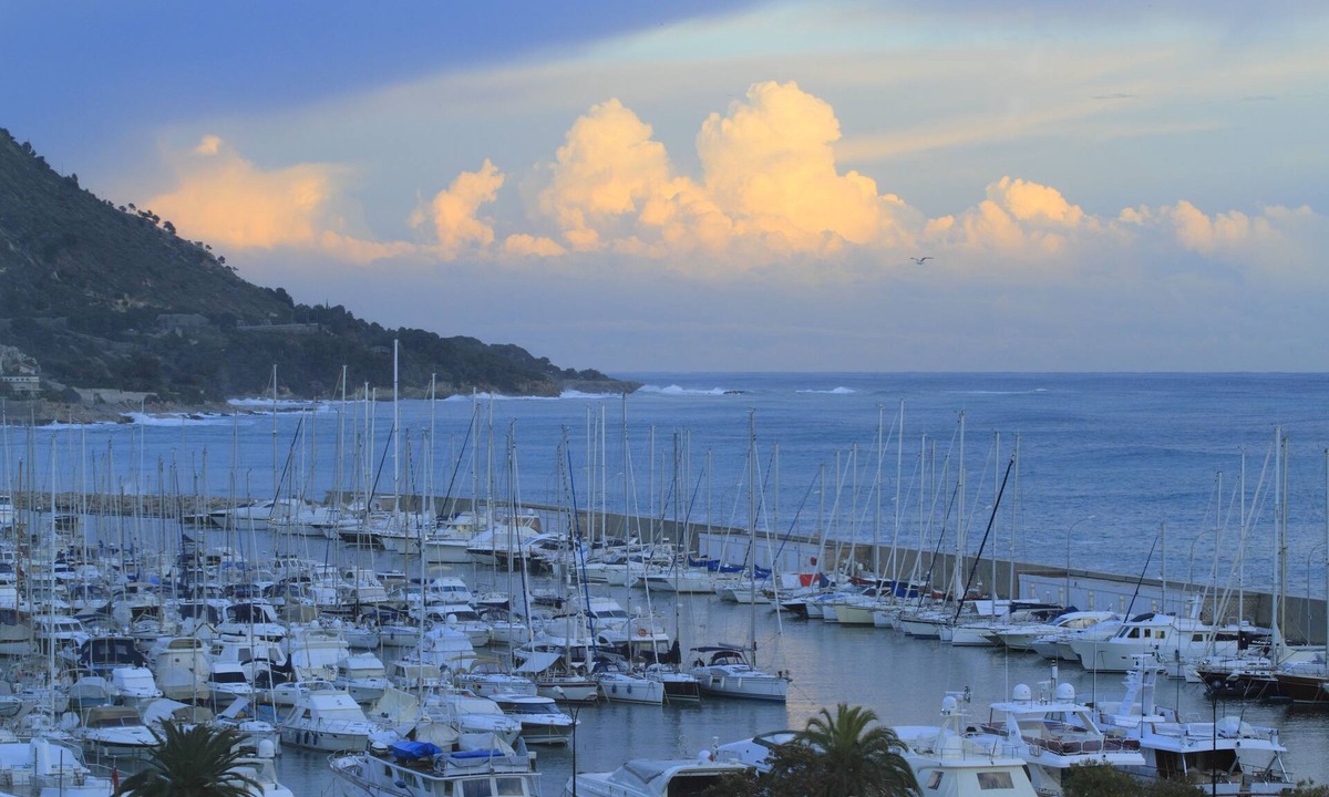 Menton Hotel | Hotel Napoleon