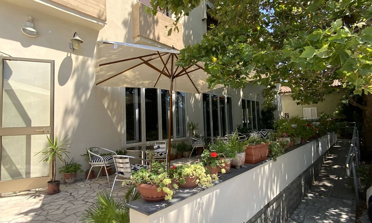 Marina di Pietrasanta Hotel | Hotel Naviglio