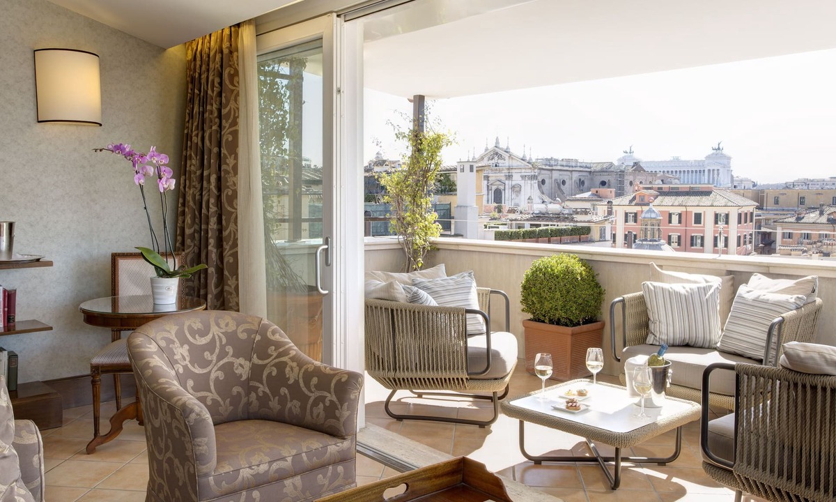Rione III Colonna Hotel | Hotel Nazionale