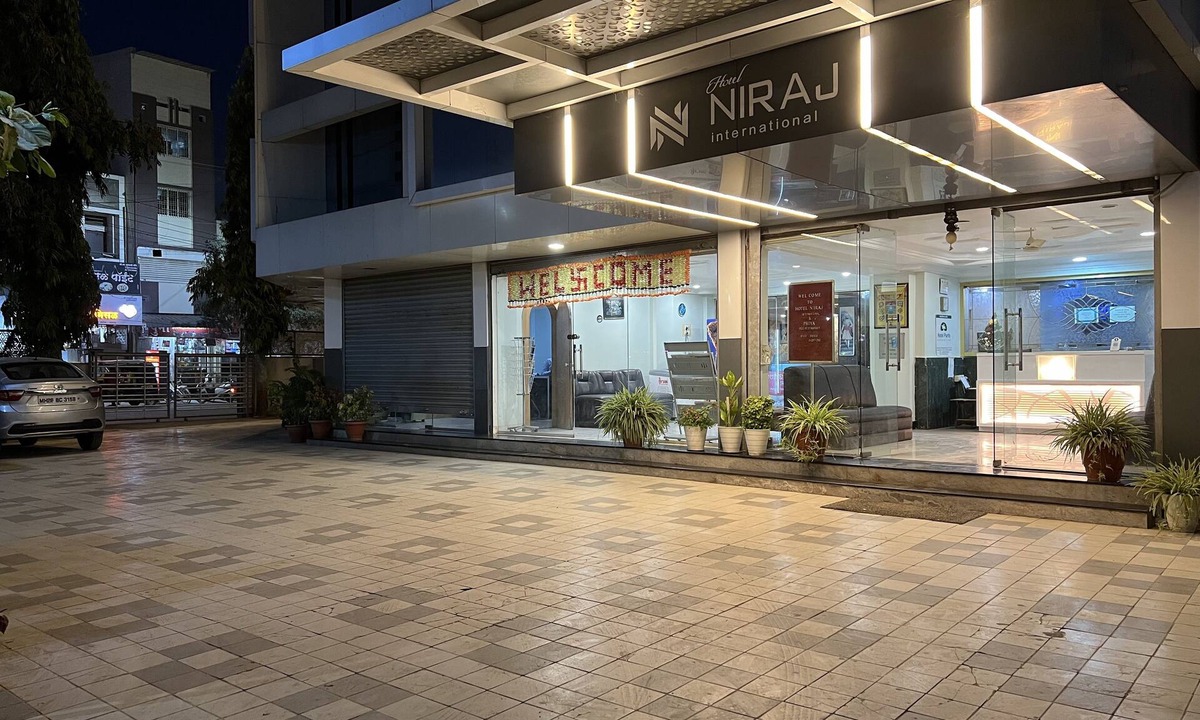 Parbhani Hotel | HOTEL NIRAJ INTERNATIONAL
