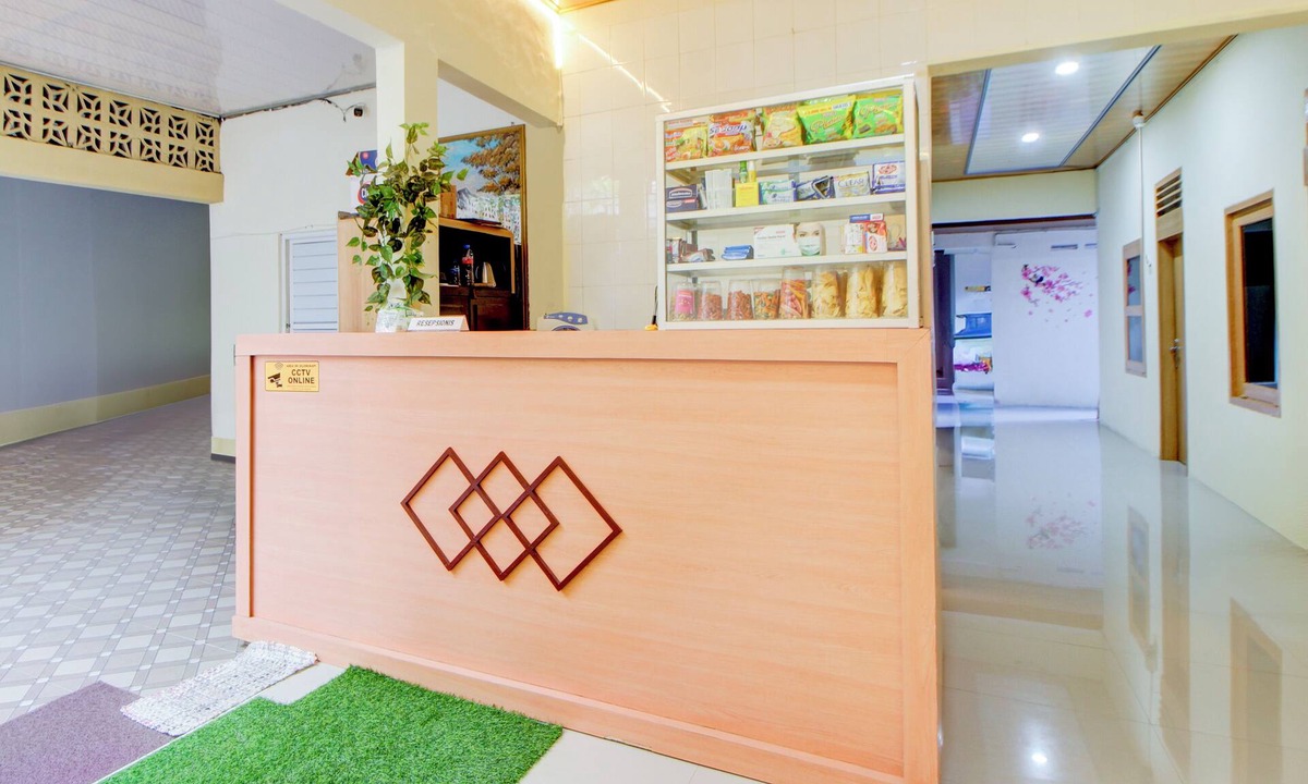 Purwokerto Hotel | Hotel O Alun-Alun Purwokerto Near Gor Satria Purwokerto Formerly Guest House Blessing