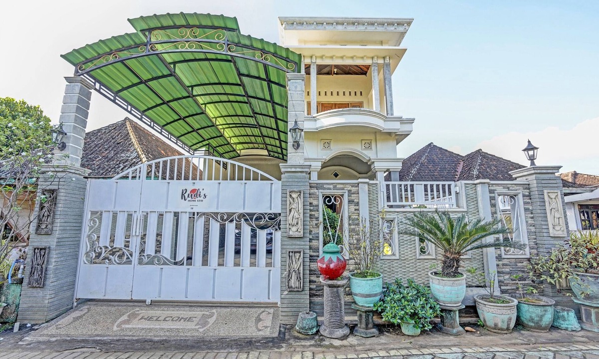 Gresik Hotel | Hotel O Desa Wisata Alam Gosari (wagos)
