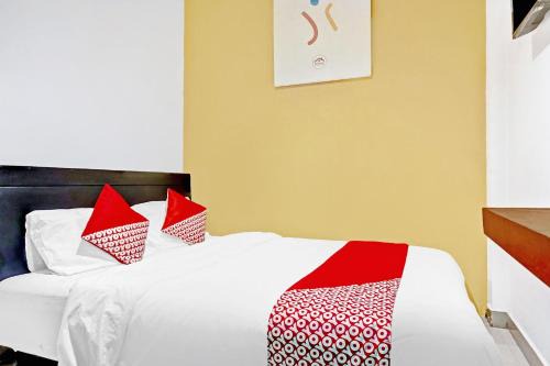 Cideng Hotel | Hotel O Point Hostel