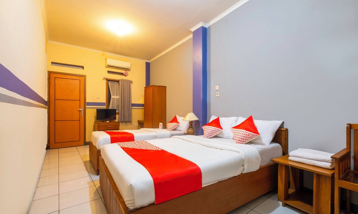 Bandung Hotel | Hotel O Riau Near Gedung Sate Formerly Patradisa