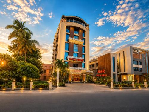 Bhadrak Hotel | Hotel Orion