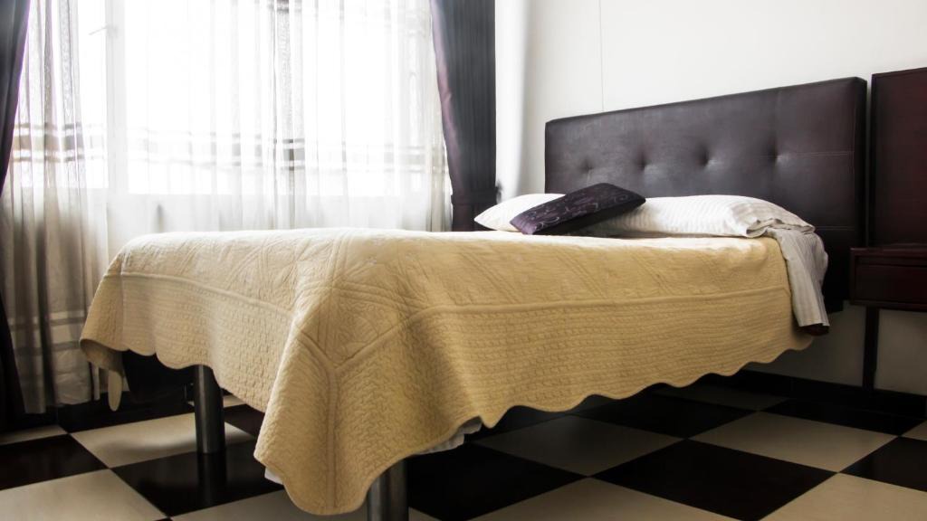 Funza Hotel | Hotel Orquidea West