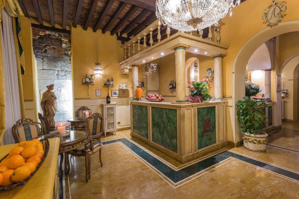Lucca Historical Center Hotel | Hotel Palazzo Alexander