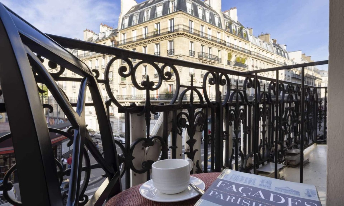 17th Arrondissement Hotel | Hotel Pavillon Monceau by Happy Culture