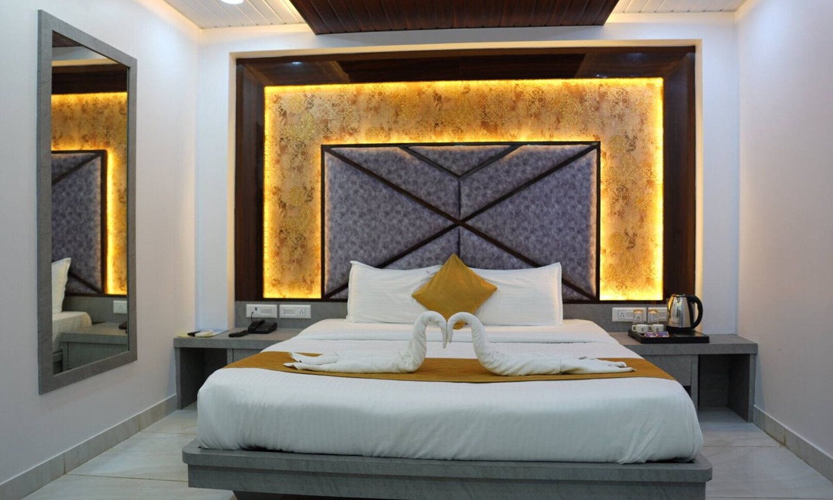 Bhandup West Hotel | Hotel Pearl View