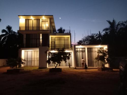 Jayanthipura Hotel | HOTEL Pearl White Residency