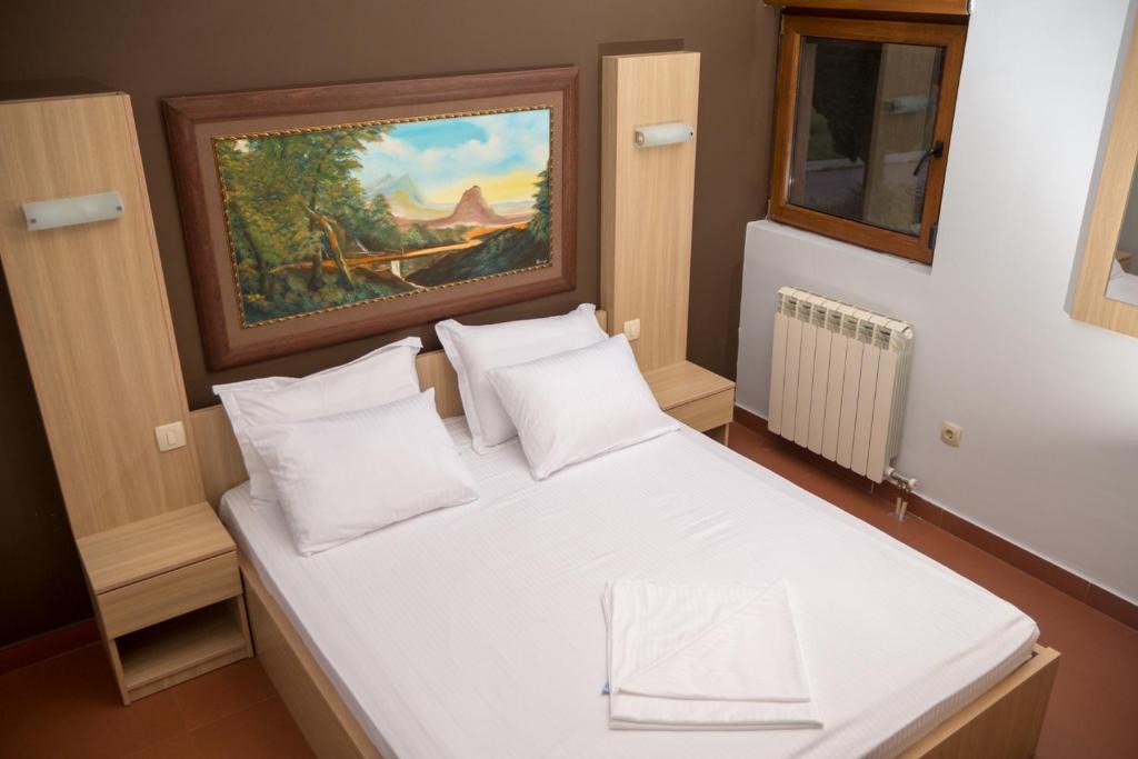 Danilovgrad Hotel | Hotel Perjanik