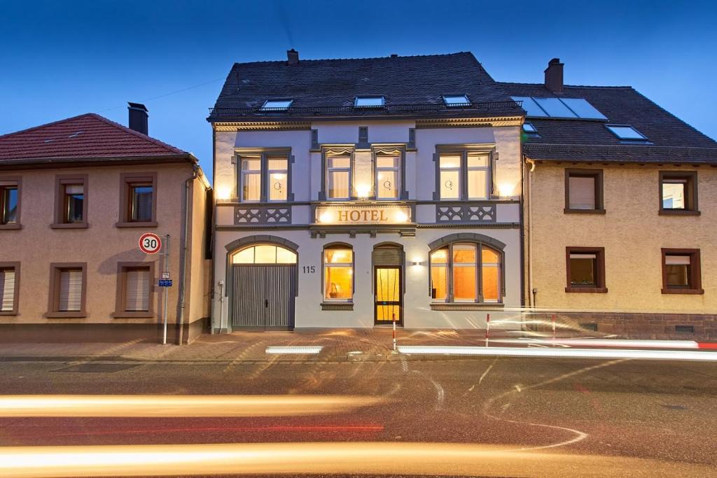 Pfinztal Hotel | Hotel Phoenix