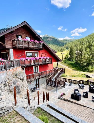 Claviere Hotel | Hotel Piccolo Chalet