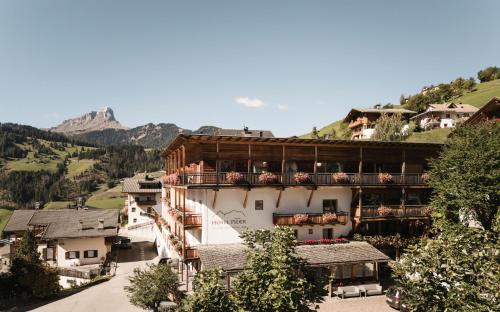 San Genesio Hotel | Hotel Pider