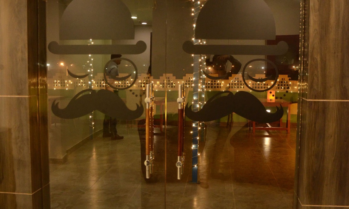 Sector 27 Hotel | Hotel PK Residency