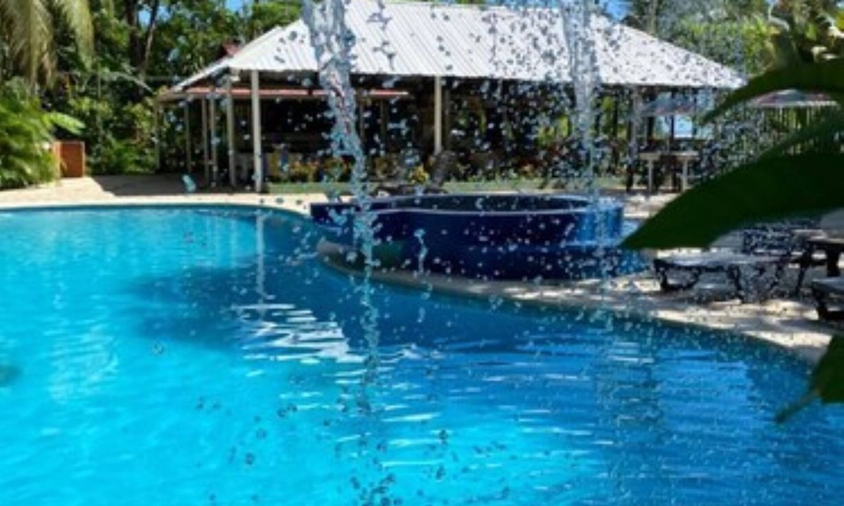 Limon Hotel | Hotel Playa Westfalia