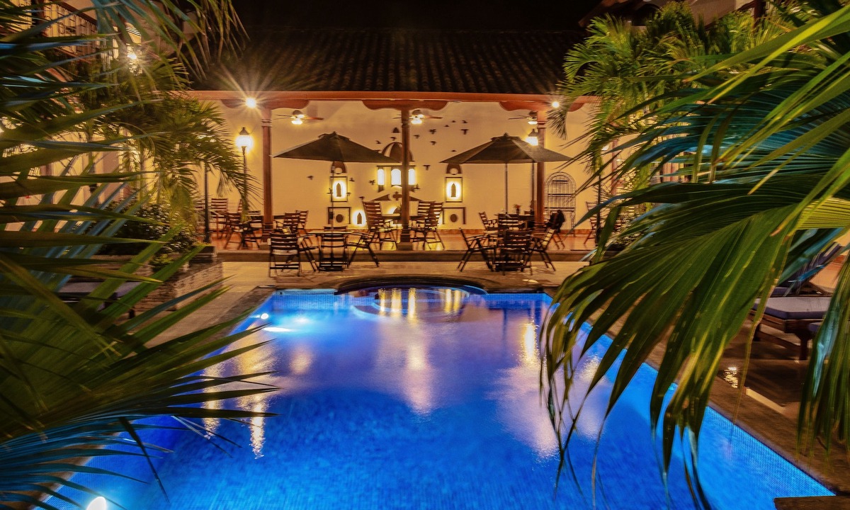 Granada Hotel | Hotel Plaza Colon