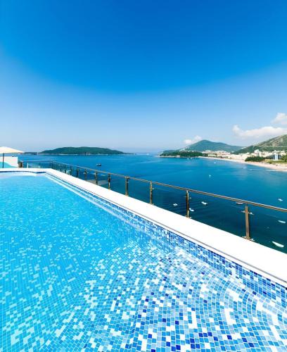 Rafajlovici Hotel | Hotel Ponta Nova