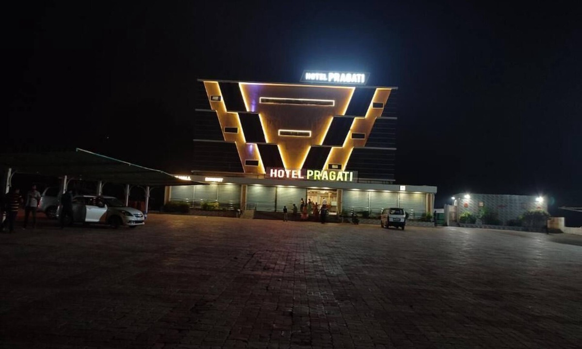 Tilakwada Hotel | Hotel Pragati