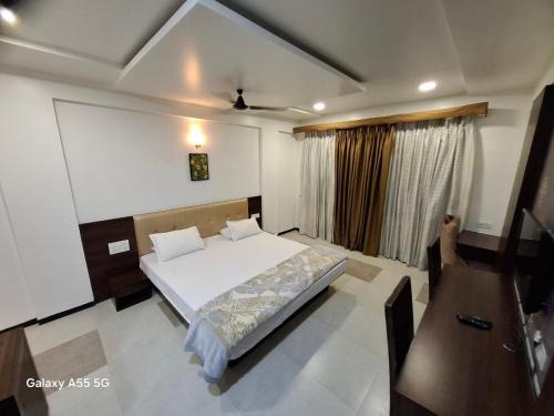 Satara Hotel | Hotel Pride Executive