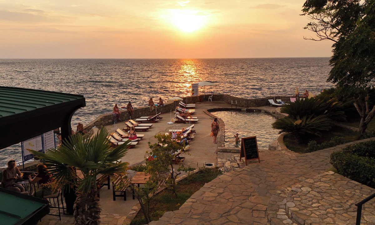 Utjeha Hladna Uvala Hotel | Hotel R