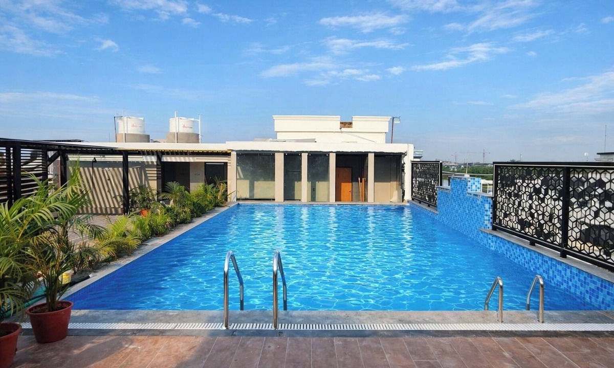 Bhubaneshwar Hotel | Hotel Regal Crest