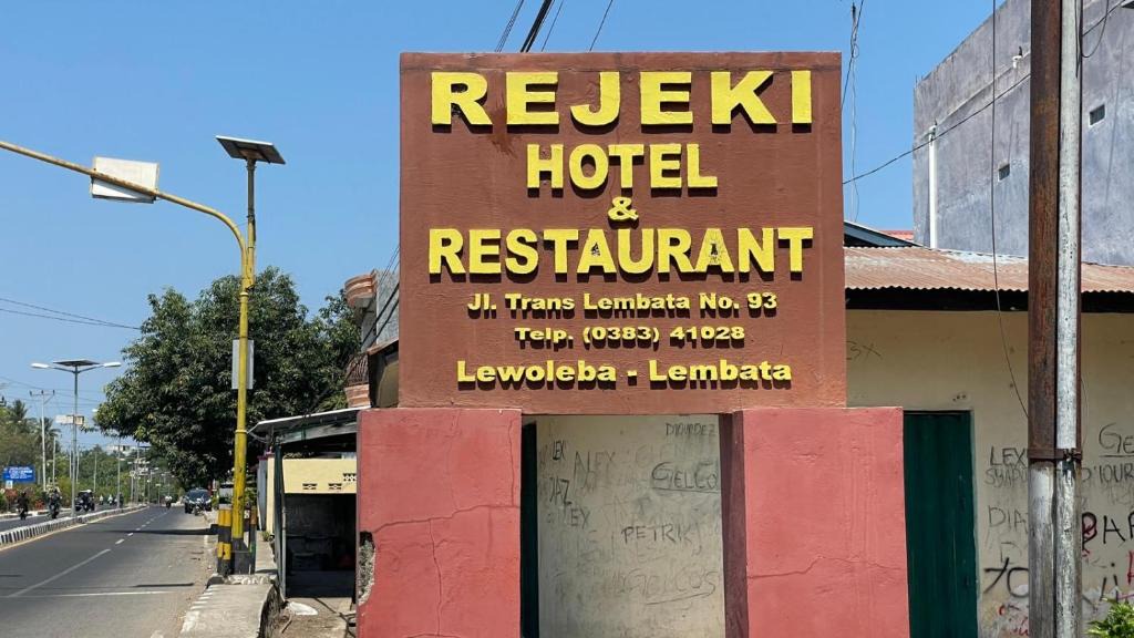 Lewoleba Hotel | Hotel Rejeki