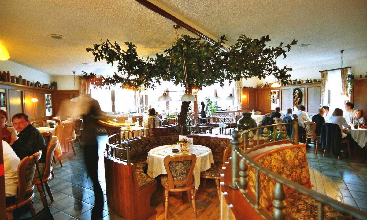 Saalfeld-Saale Hotel | Hotel & Restaurant Bergfried