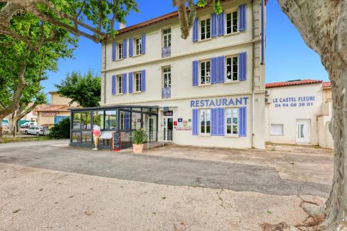 Carnoules Hotel | Hotel Restaurant Le Castel Fleuri