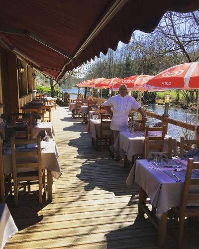 Chouvigny Hotel | Hotel Restaurant Les Gorges de Chouvigny