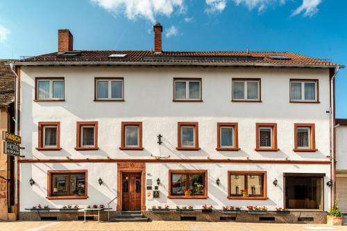 Steinwenden House | Hotel & Restaurant Raisch