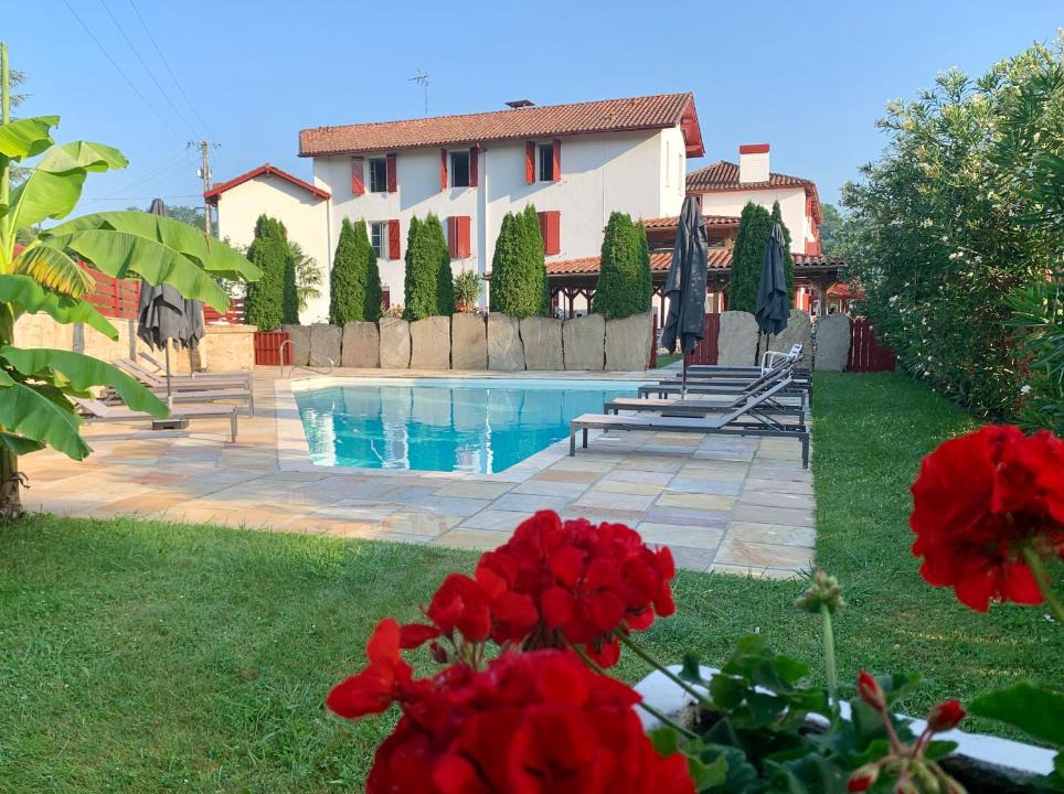 Itxassou Hotel | Hotel Restaurant Txistulari
