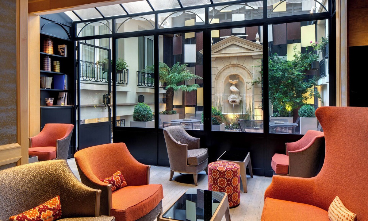 8th Arrondissement Hotel | Hotel Rochester Champs Elysées