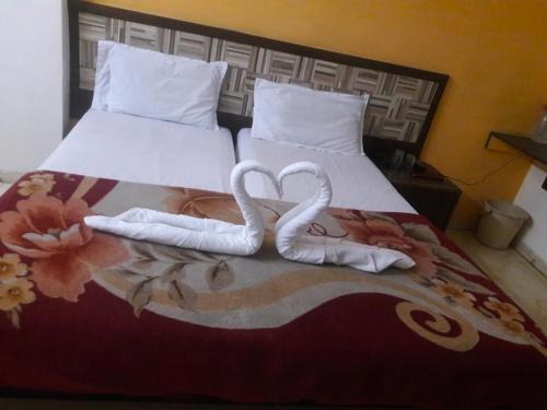 Nashik Hotel | Hotel Saffronn