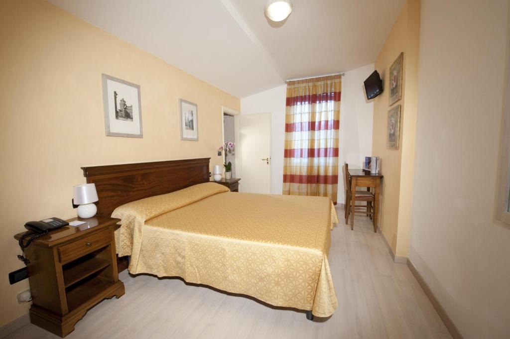 Ferrara Historic Centre Hotel | Hotel Santo Stefano