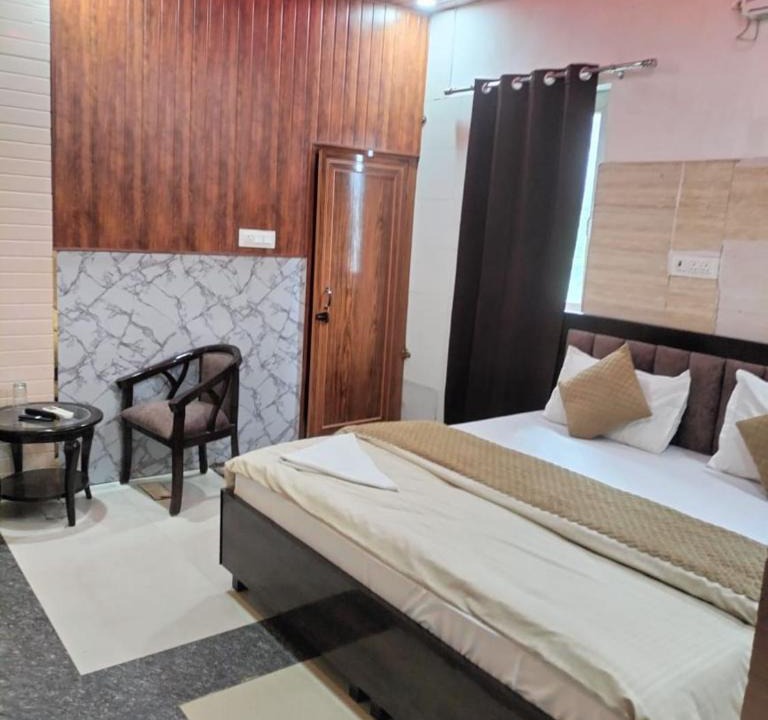 Dehradun Hotel | HOTEL SATYA