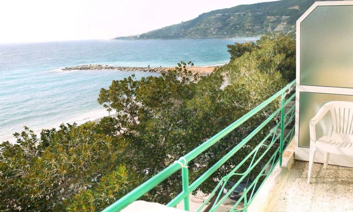 Ospedaletti Hotel | Hotel Savoia