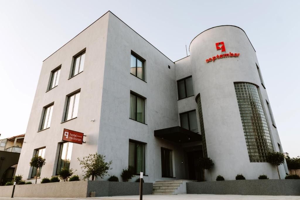 Podgorica Hotel | Hotel Septembar